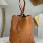 Chloe Spin Tote Bag In Grained Leather